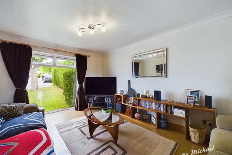 233 Bideford Green, Leighton Buzzard, LU7 2TT