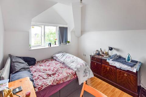 2 bedroom flat for sale, Little Moss Court, 1 Little Moss Lane, Clifton, Swinton, M27