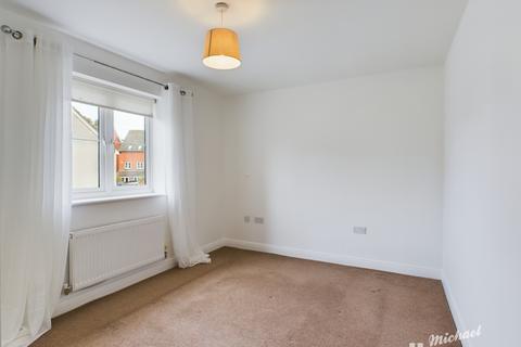 17 Hancock Close, Aylesbury, HP21 9AU