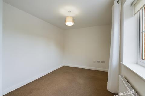 17 Hancock Close, Aylesbury, HP21 9AU