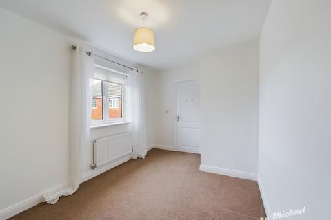 17 Hancock Close, Aylesbury, HP21 9AU
