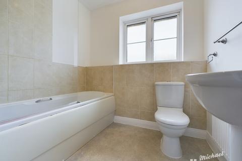 17 Hancock Close, Aylesbury, HP21 9AU