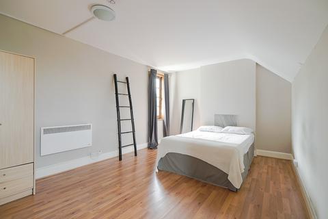 1 bedroom flat to rent, Rodway Road