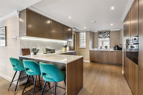 3 bedroom apartment to rent, New Cavendish Street, London, W1W