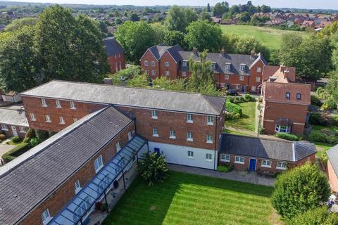 2 bedroom apartment for sale - Central Thame