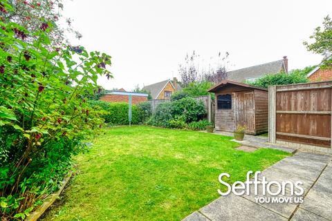 3 bedroom detached bungalow for sale - Church View Close, NR7 8QA