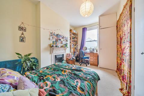 65 Revelstoke Road, London, SW18 5NL
