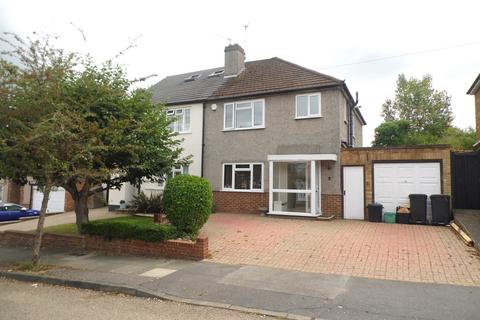 31 Heath Rise, Bromley, BR2 7PB