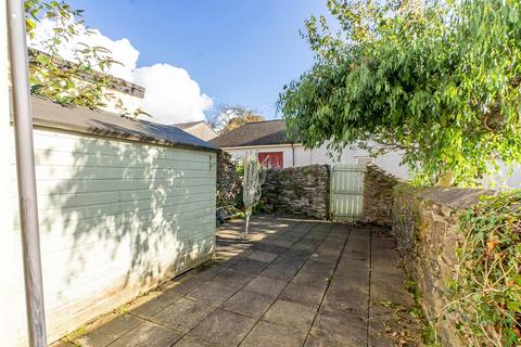 3 bedroom terraced house for sale - 5, Nursery Avenue, Onchan
