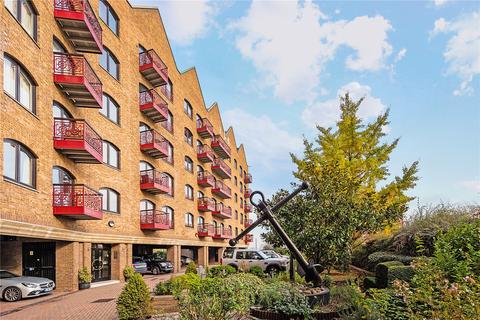 Flat 3, Trafalgar Court Wapping Wall, London, E1W 3TF