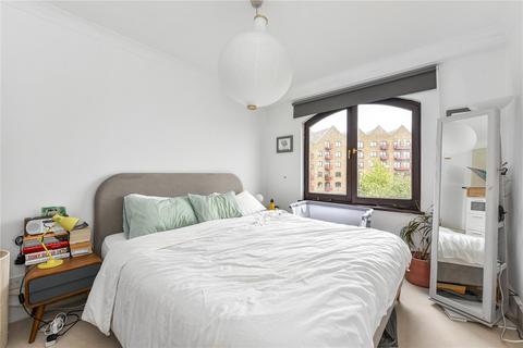 Flat 3, Trafalgar Court Wapping Wall, London, E1W 3TF