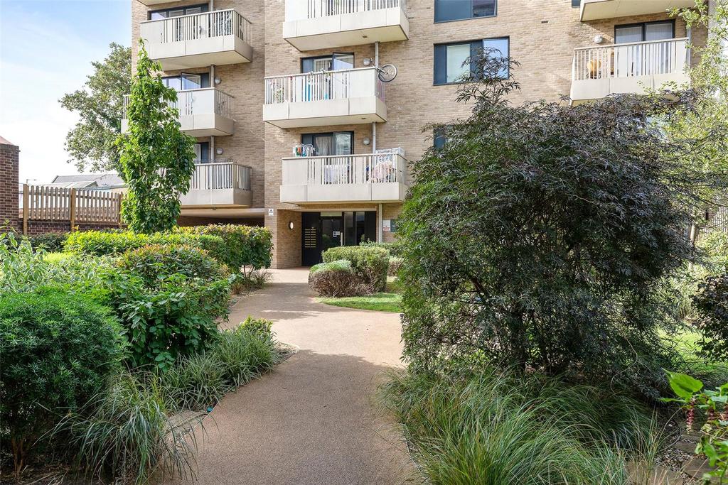 Gardens/External