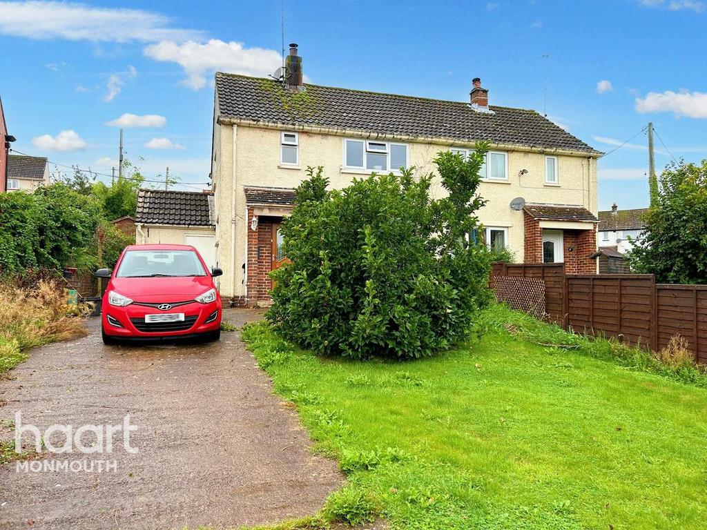 Queens Hill, Monmouth 2 bed semidetached house for sale £230,000