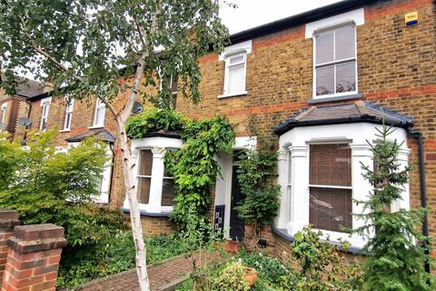 4 bedroom semi-detached house for sale - Crescent Road, New Barnet EN4