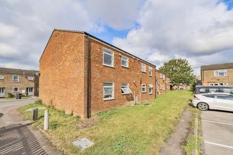 77 Pinemead, Shefford, SG17 5BY