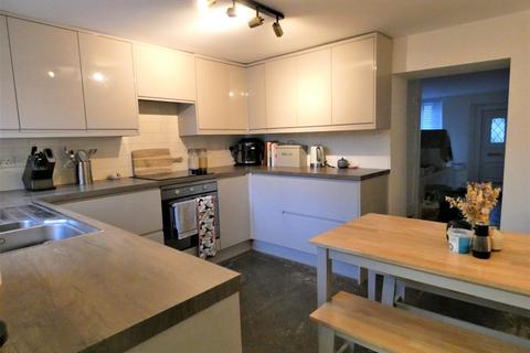 3 bedroom terraced house to rent, The Butts, Frome, Somerset, BA11