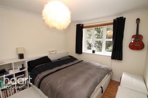 1 bedroom flat to rent, Worcester Gardens, Slough