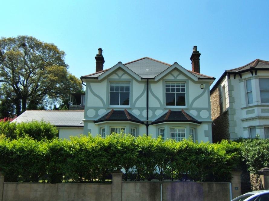 Madeira Road, Ventnor PO38 4 bed detached house for sale £529,950