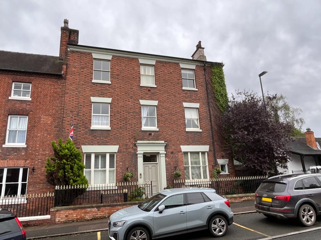 High Street, Tutbury... 1 bed apartment for sale £175,000