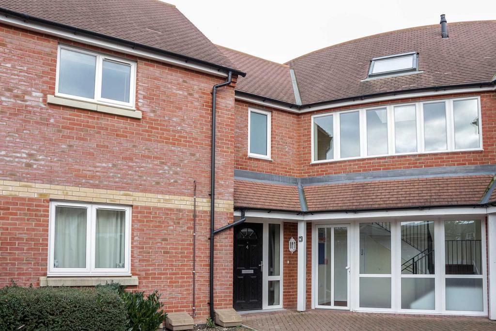 Boshers Close, Wallingford OX10 1 bed apartment for sale £215,000