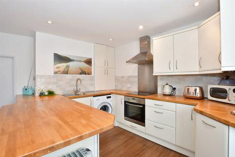 2 bedroom flat for sale, Queen Street, Emsworth, Hampshire