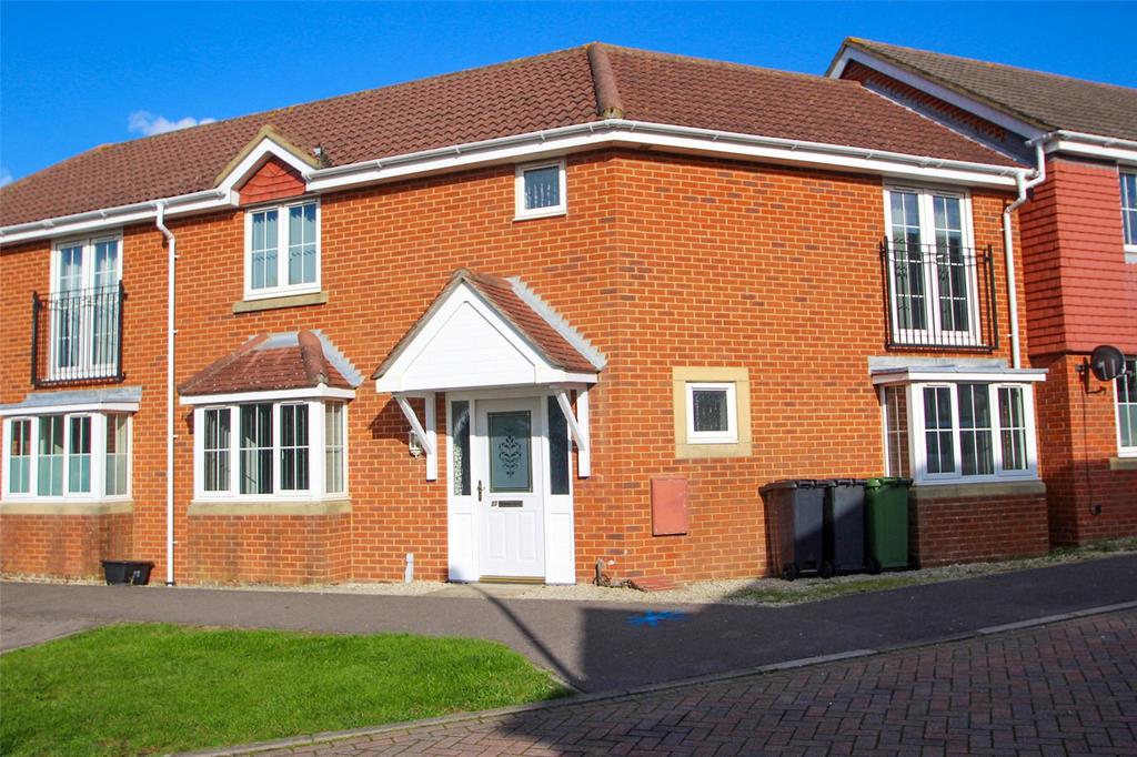 Avro Court Hamble Southampton Hampshire So31 3 Bed Terraced House