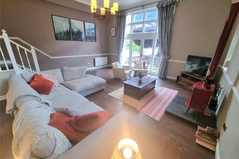 19 Dawpool Farm, Thurstaston, Wirral, CH61 0HR