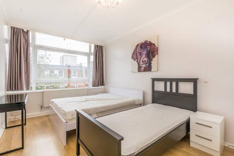 2 bedroom flat to rent, Great Portland Street, Marylebone, London, W1W