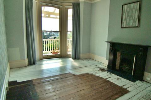 3 bedroom flat for sale, St. Boniface Road, Ventnor PO38
