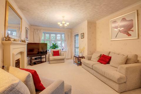 4 bedroom detached house for sale, Atcham Close, Redditch, Worcestershire, B98