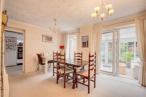 56 Atcham Close, Redditch, B98 0NY