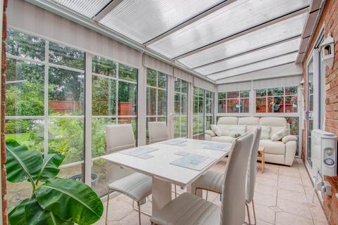 56 Atcham Close, Redditch, B98 0NY