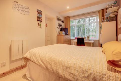 56 Atcham Close, Redditch, B98 0NY