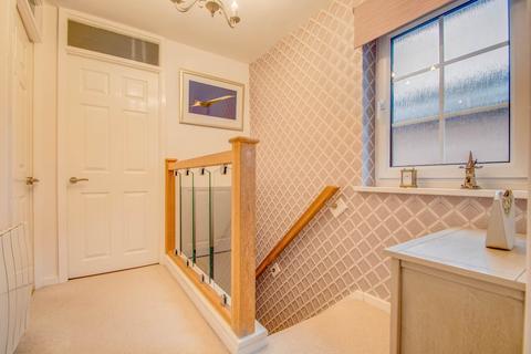 56 Atcham Close, Redditch, B98 0NY