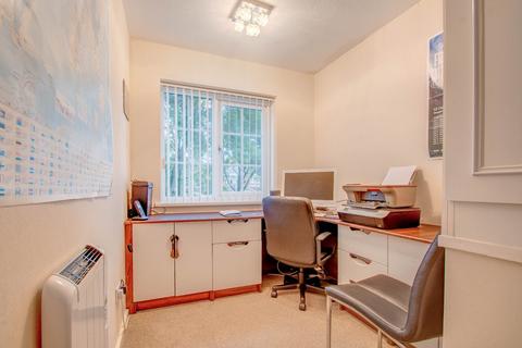 56 Atcham Close, Redditch, B98 0NY