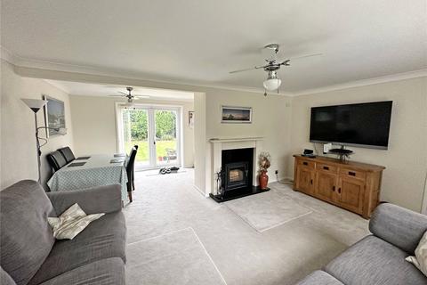 3 bedroom detached house for sale, Keysworth Avenue, Barton on Sea, New Milton, Hampshire, BH25