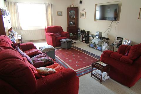 3 bedroom flat for sale, Spring Hill, Ventnor PO38