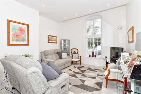 2 bedroom ground floor flat for sale - Major Close, Folkestone, Kent