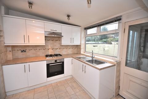 2 bedroom terraced house for sale, Park Road, Westhoughton, BL5 3DB - NEW PRICE