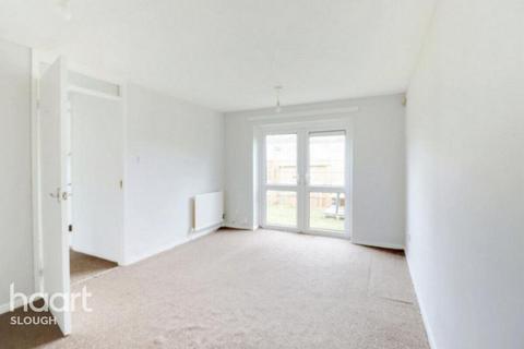 undefined, Pennine Road, Slough