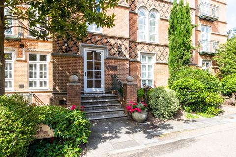 2 bedroom apartment for sale, Virginia Water