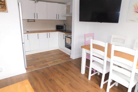 2 bedroom apartment for sale, Wormgate, Boston