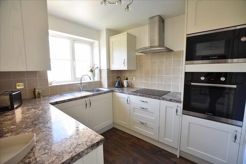 183 Redford Close, Feltham, TW13 4TF