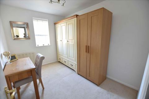 183 Redford Close, Feltham, TW13 4TF