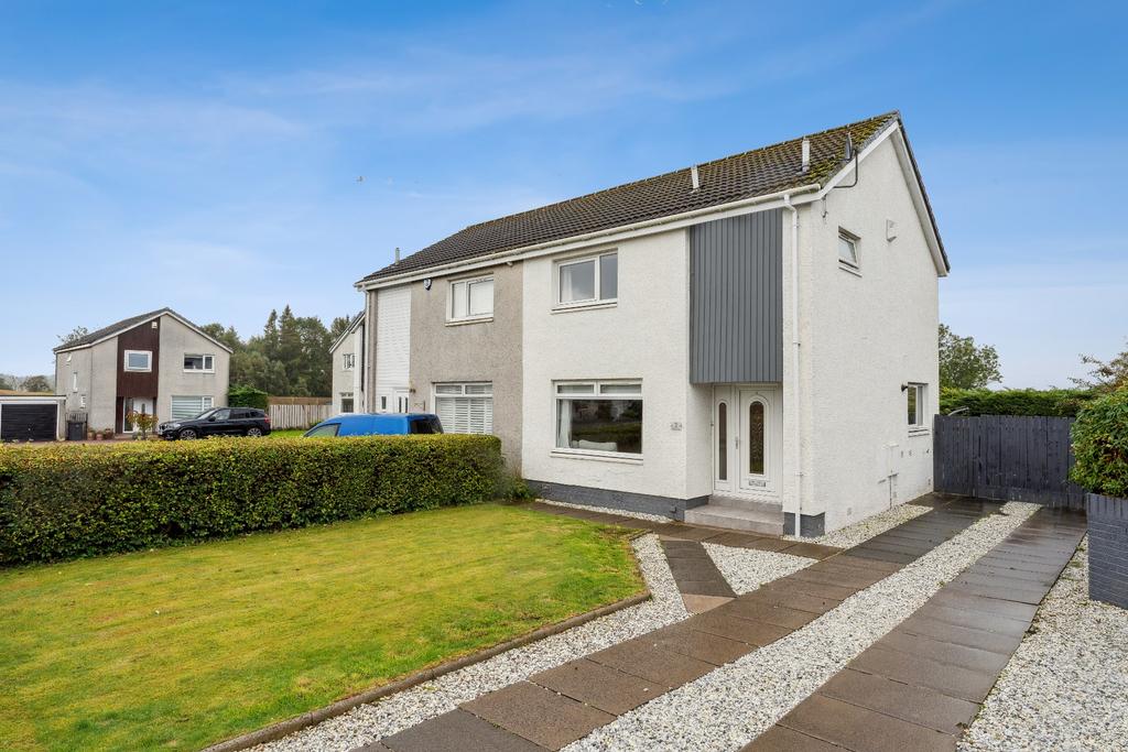 Avenue, Torrance, East... 3 bed semidetached house £255,000