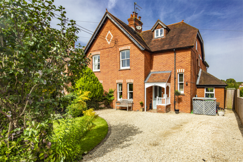 Ingleborough, 5 Milldown Road, Goring, Reading, RG8 0BA