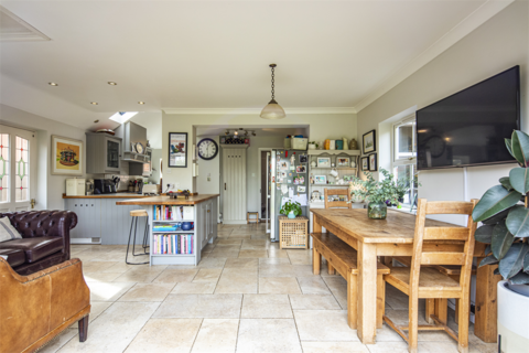 Ingleborough, 5 Milldown Road, Goring, Reading, RG8 0BA