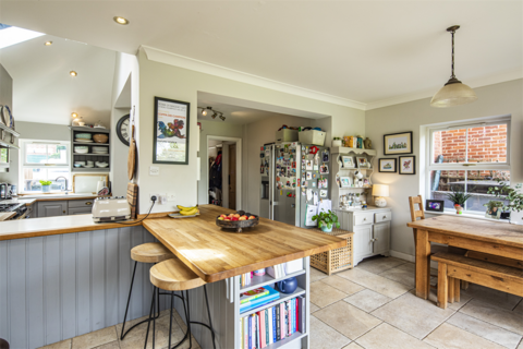 Ingleborough, 5 Milldown Road, Goring, Reading, RG8 0BA