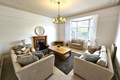 3 bedroom flat to rent, Fountainhall Road, West End, Aberdeen, AB15