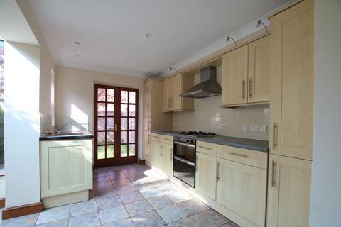 4 bedroom townhouse to rent, City-centre townhouse, Middle Brook Street, Winchester